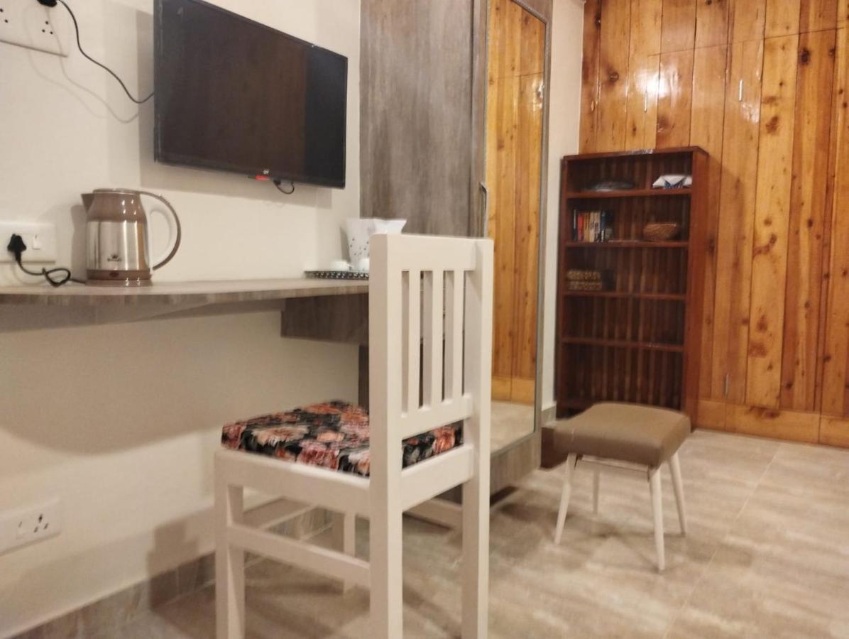 Farsal Villa Srīnagar Esterno foto